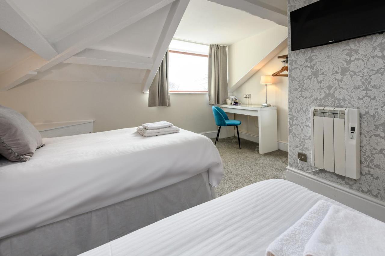 Woodlands Hall Hotel Ederyn ภายนอก รูปภาพ
